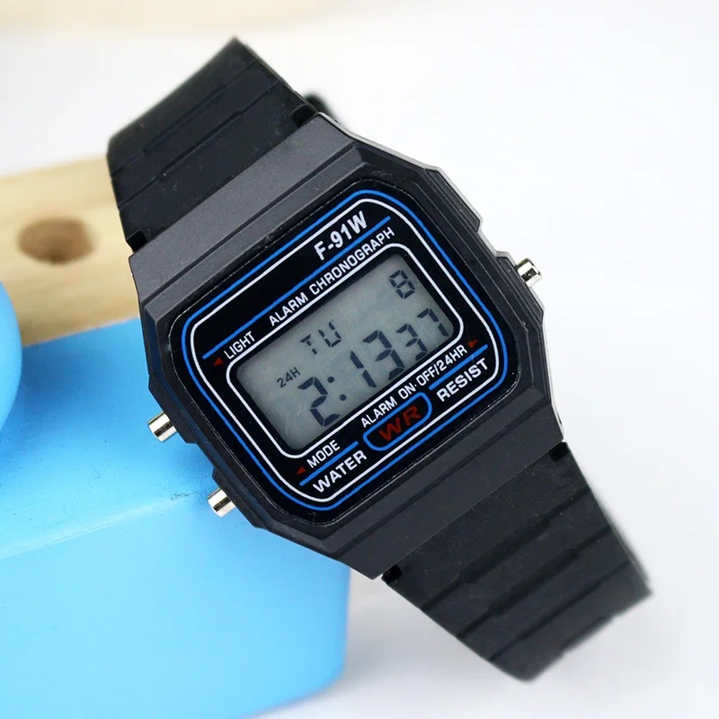Klasyczny zegarek cyfrowy F‑91 – Vintage Digital Watch recenzja i cena