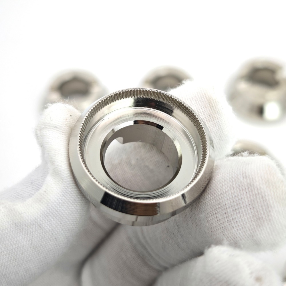 Otwieracz do dekielków zegarkó – Crystal Press Tool recenzja i cena