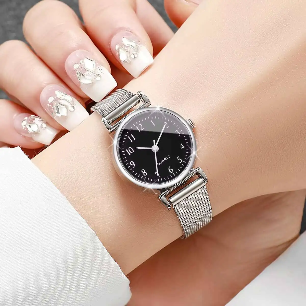 1/2 SZT. Modne Zegarki Damskie – Mesh Stainless Strap recenzja i cena