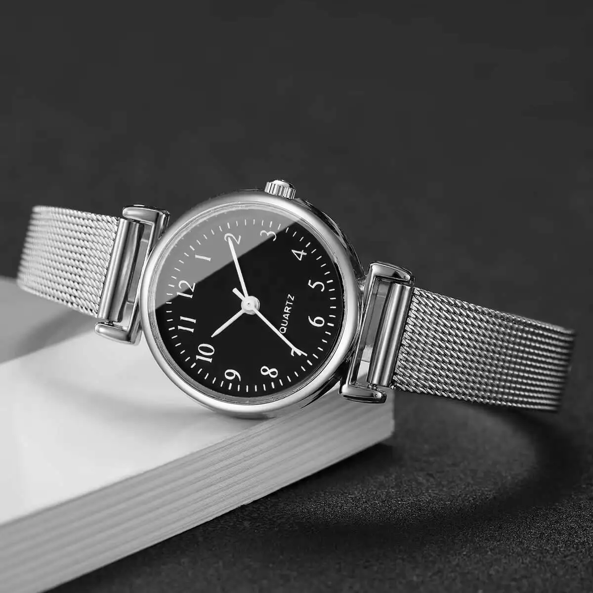 1/2 SZT. Modne Zegarki Damskie – Mesh Stainless Strap recenzja i cena